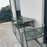 Ula Apartment